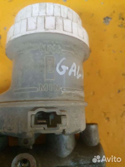 Главный тормозной цилиндр 2.4 4G64 mitsubishi gala