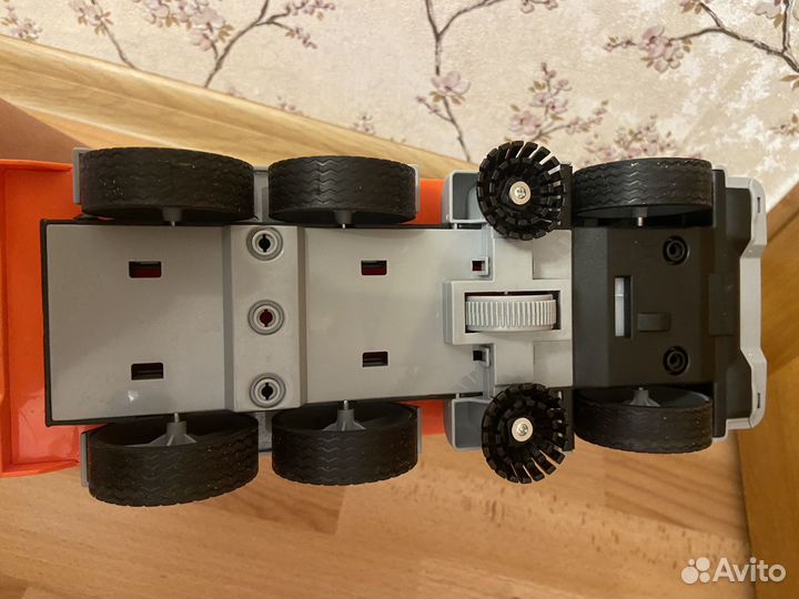 Уборочная машина mobicaro со звуками новая