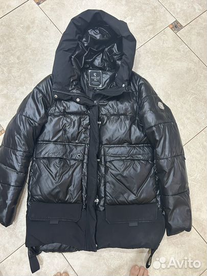 Пуховик женский 42 44