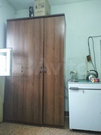 Комната 9 м² в 5-к., 8/9 эт.