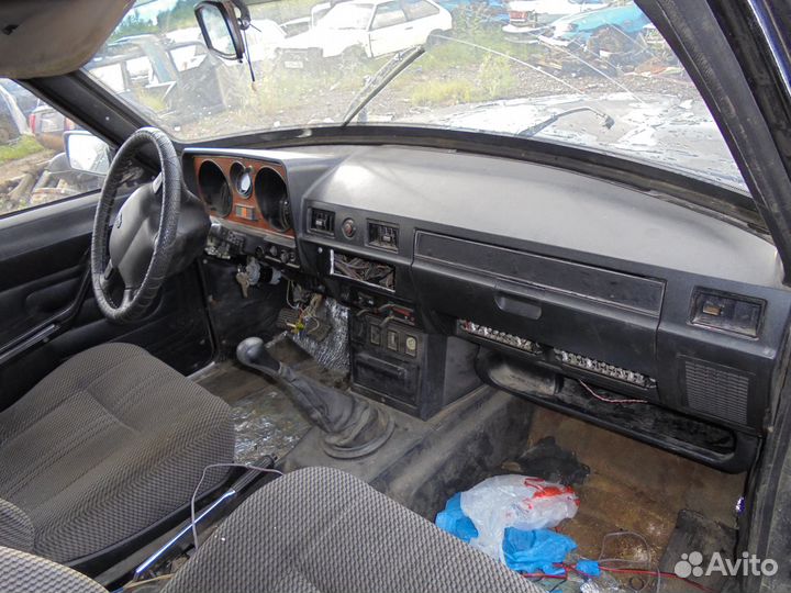 Волга на разбор