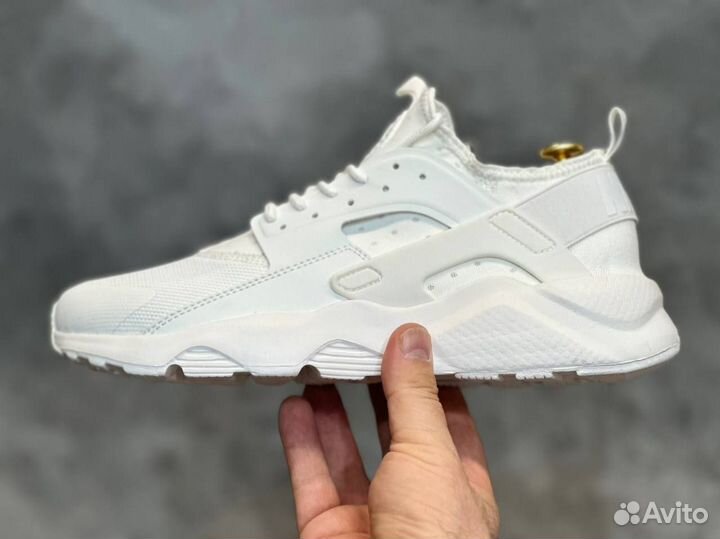 Nike air Huarache белые разм. 43