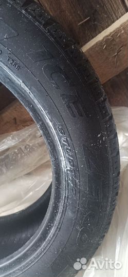 Pirelli Ice Zero 215/55 R17