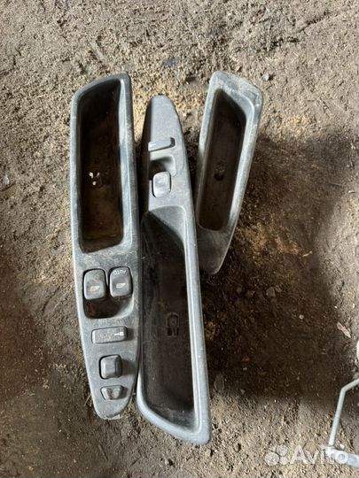 Кнопка стеклоподъемника volvo s40