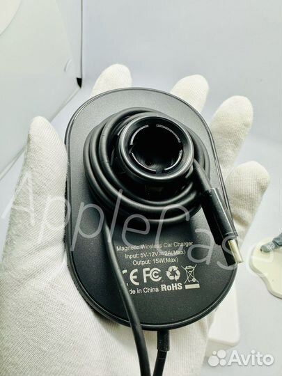 Автомобильный держатель Hoco MagSafe CA90