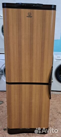 Холодильник Indesit