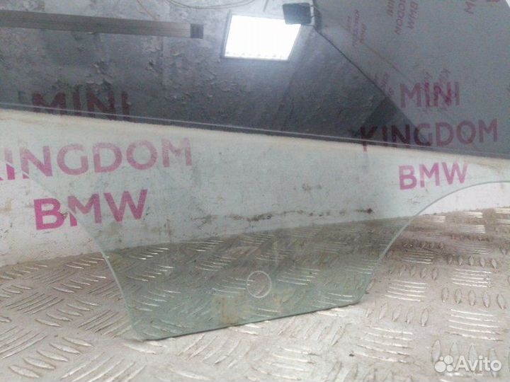 Стекло заднее правое Bmw 5-Series F10 N52B25 2011