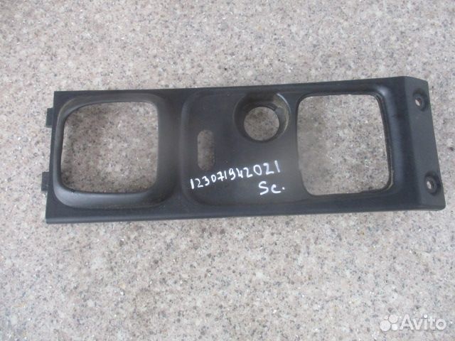 Накладка торпедо Scania 1443277