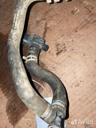 Вакуумный датчик тормозной системы с трубками