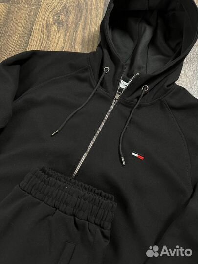 Спортивный костюм мужской Tommy Hilfiger