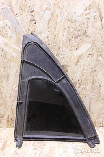 Стекло двери задней левой форточка S500 221