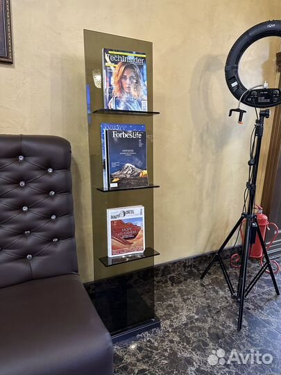 Стойка для журналов