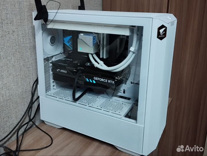 Игровой корпус для пк белый lianli lancool iii