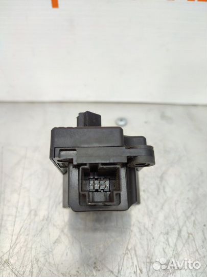 Моторчик заслонок печки Ford Focus 2 седан 2.0 Л