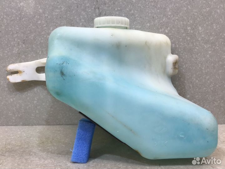 Бачок омывателя лобового стекла VAZ LADA Kalina 20