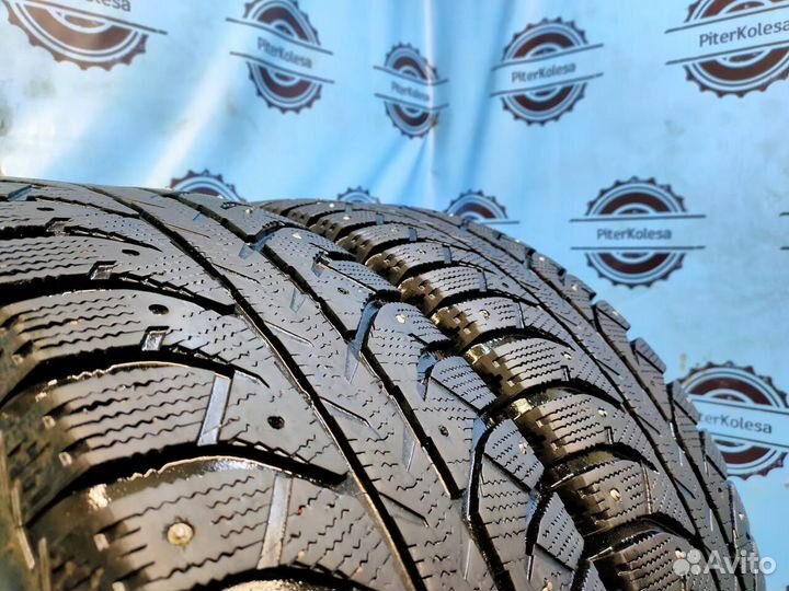 Bridgestone Ice Cruiser 7000S 215/65 R16 98T