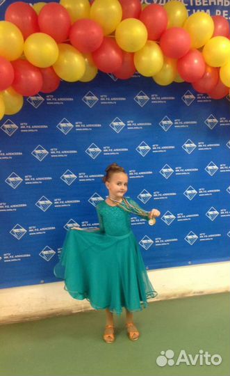 Платье для бальных танцев