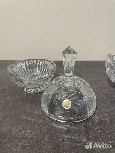 Хрустальная конфетница