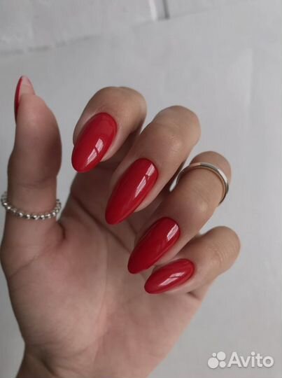 Мастер маникюра и педикюра