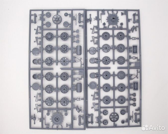 EE35086 1/35 кв-1 обр.1942 поздняя версия Тяжелый