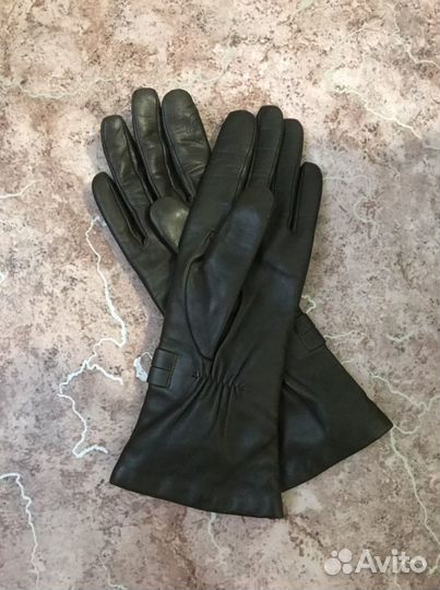 Перчатки женские кожаные новые