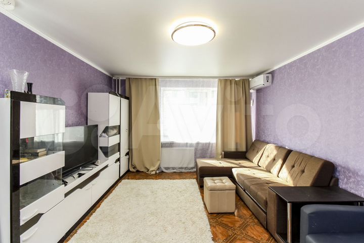 2-к. квартира, 66 м², 1/17 эт.