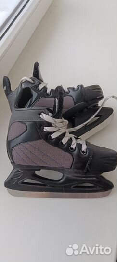 Коньки хоккейные Stingrey