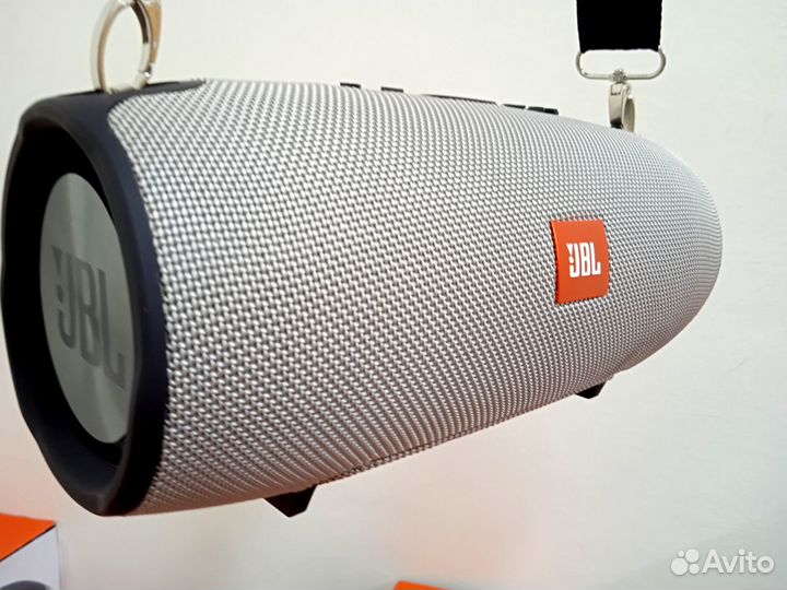 Колонка JBL Xtreme