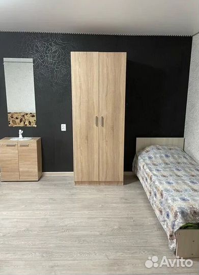 Шкаф Рик платяной