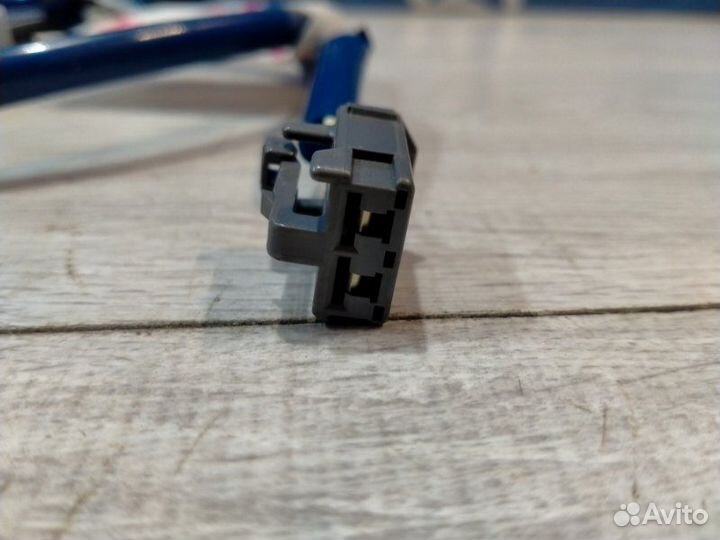 Провод бензонасоса Toyota Cresta JZX100 1jzge