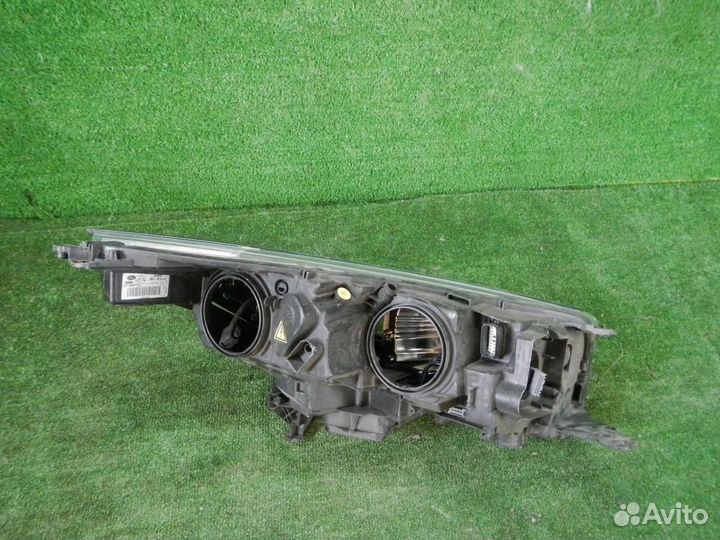 Фара левая Ford Kuga