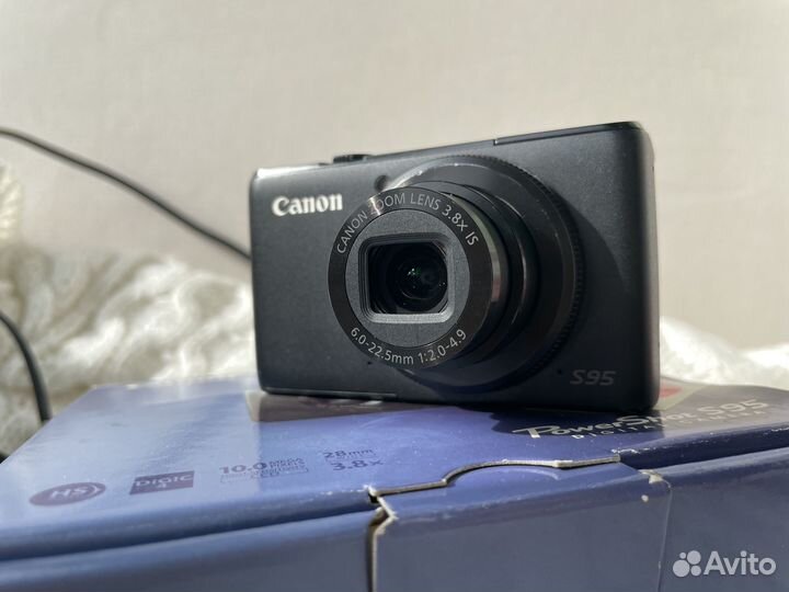 Canon PowerShot S95