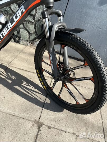 Подростковый велосипед на литье новый