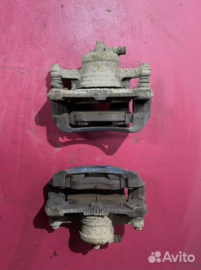 Суппорт передний Chevrolet Aveo T250