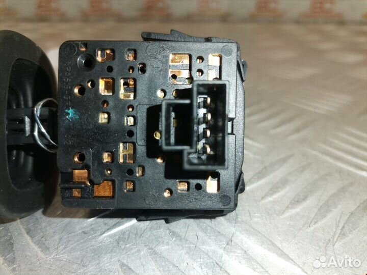 Переключатель поворотов Opel Corsa C 2001 9185413