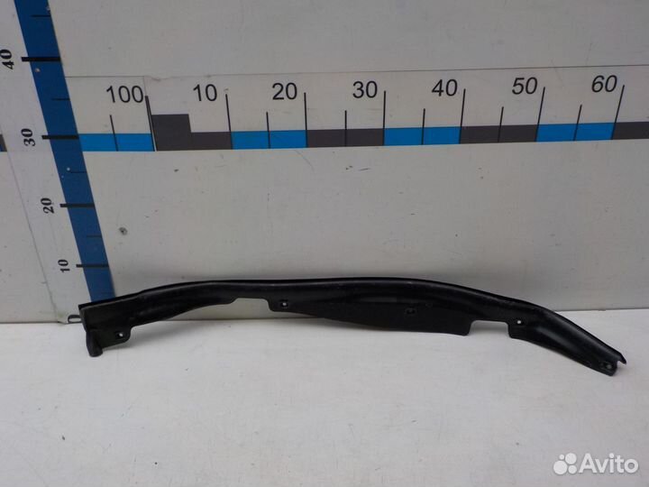 Уплотнитель двери BMW X1 F48 2015