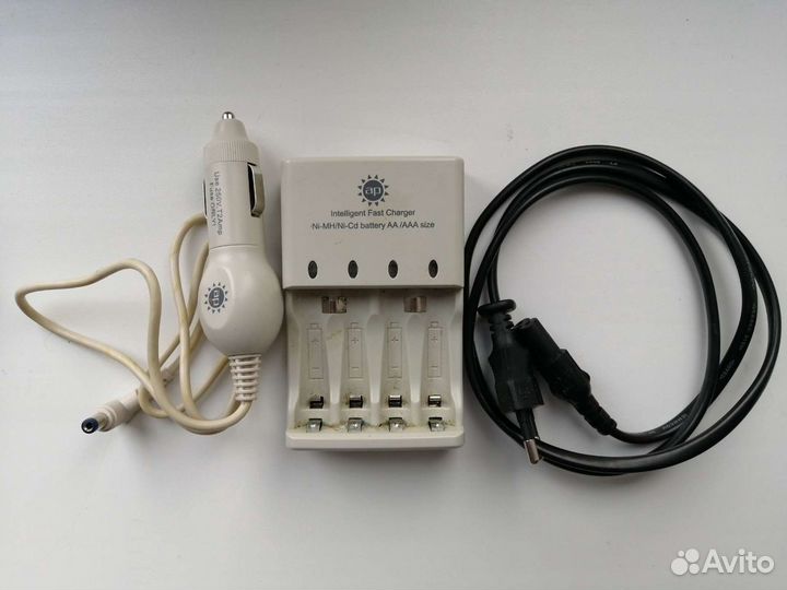 Зарядное устройство мощное 4-канальное Acme