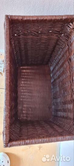 Корзина плетеная с крышкой