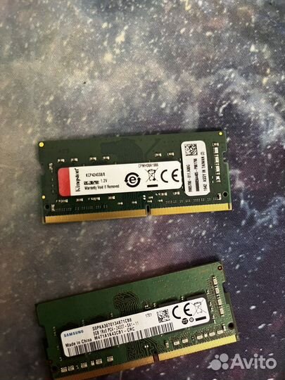 2 планки оперативки ddr4 2400 MHz по 8 gb
