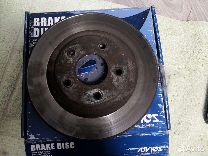 Диск тормозной передний Митсубиси Лансер 10