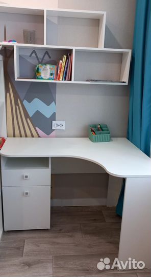 Стол угловой коллекции Умка