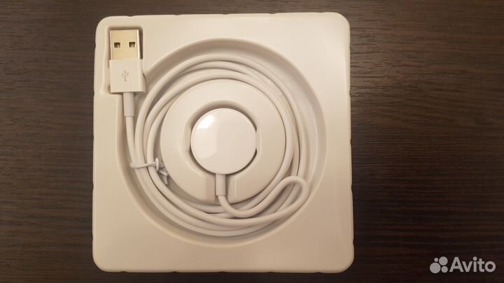 Зарядка для Apple Watch (новая)