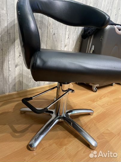 Кресло парикмахерское