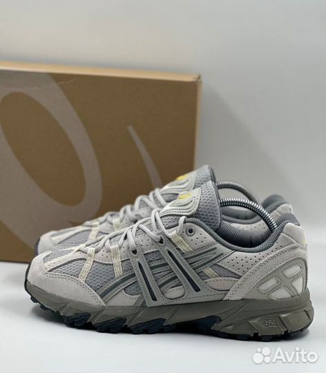 Кроссовки Asics Sonoma