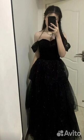 Вечернее платье