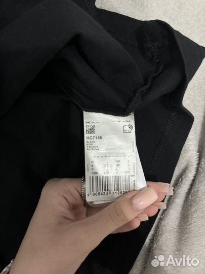 Футболка adidas