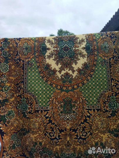 Ковер б/у 2х3(м)