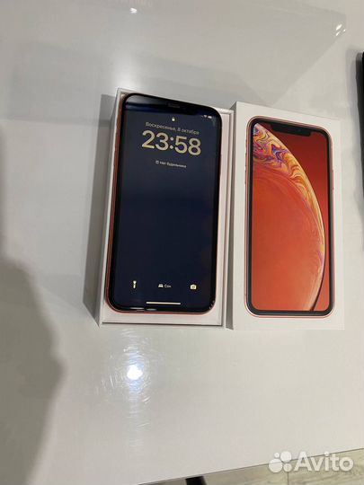 iPhone Xr, 64 ГБ