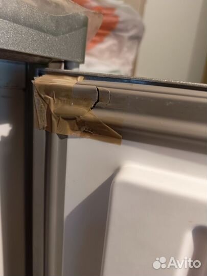 Морозильник indesit sfr167s