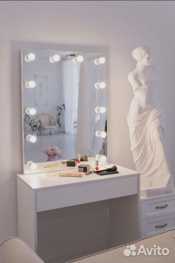 Гримерное зеркало 70см х 90см, без рамы